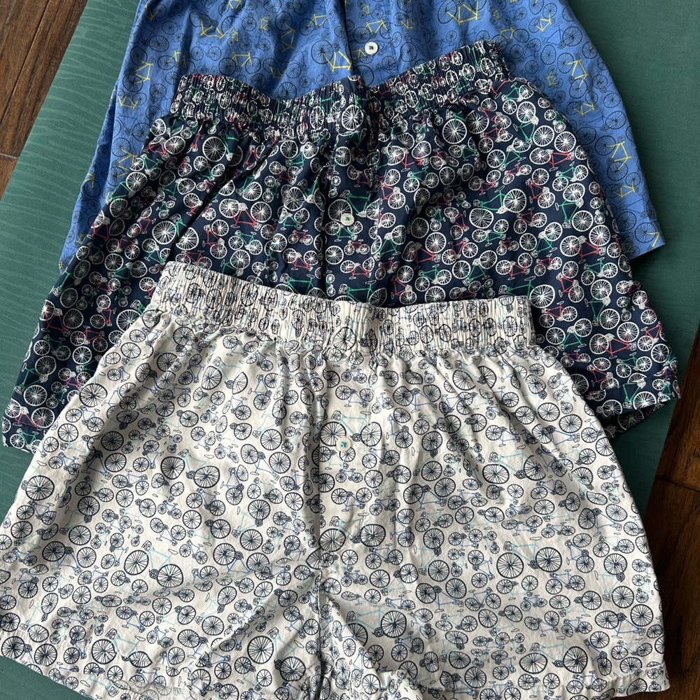 Boden men’s Set of Three Bicycle Print Boxers
